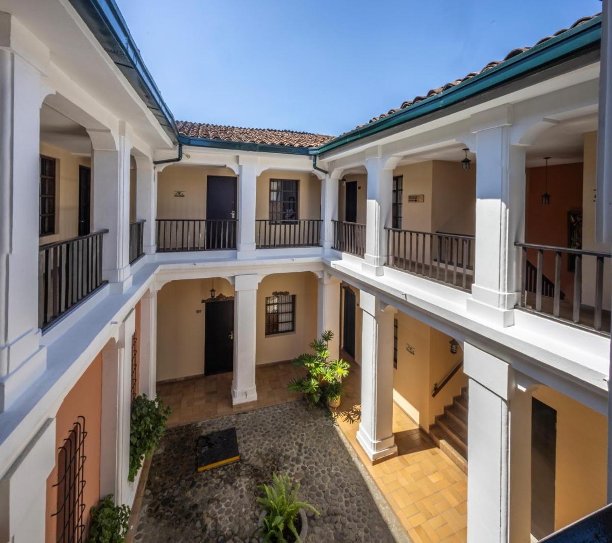 Hotel La Plazuela ポパヤン エクステリア 写真